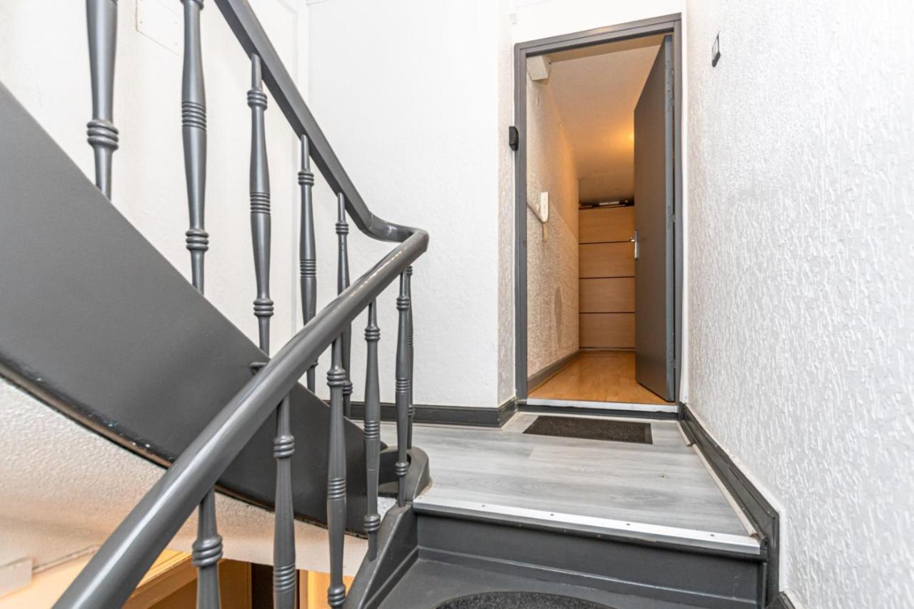 Studio & Appts - 1 A 4 Lits, 1 To 4 Beds - 1 A 7 Pers, 1 To 7 Pax - Confort, Flexibilite Hayange Bagian luar foto
