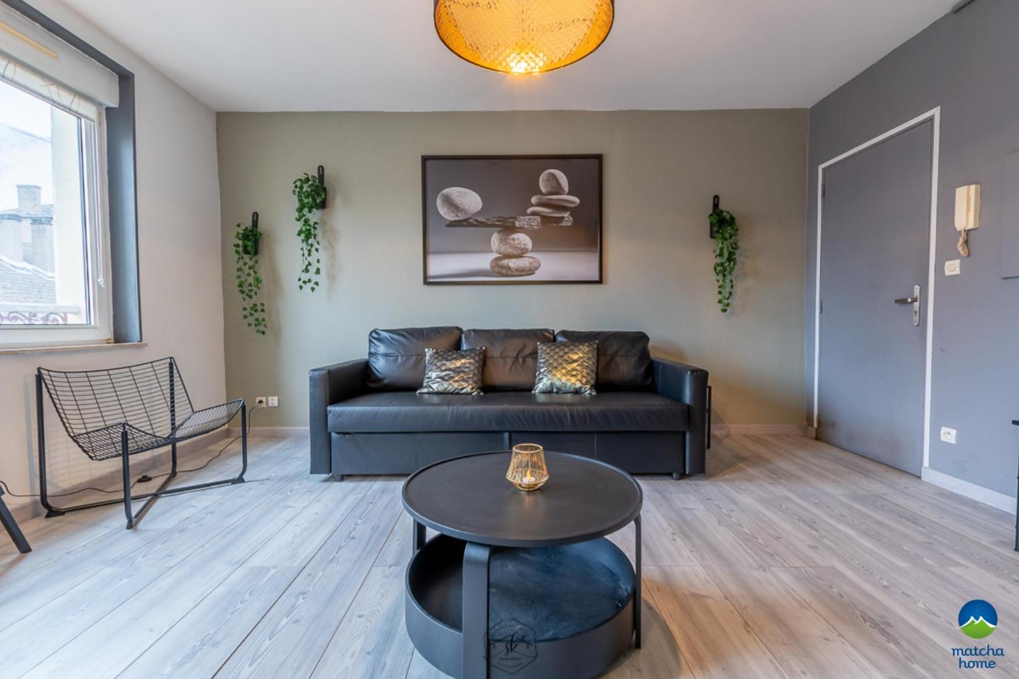 Studio & Appts - 1 A 4 Lits, 1 To 4 Beds - 1 A 7 Pers, 1 To 7 Pax - Confort, Flexibilite Hayange Bagian luar foto